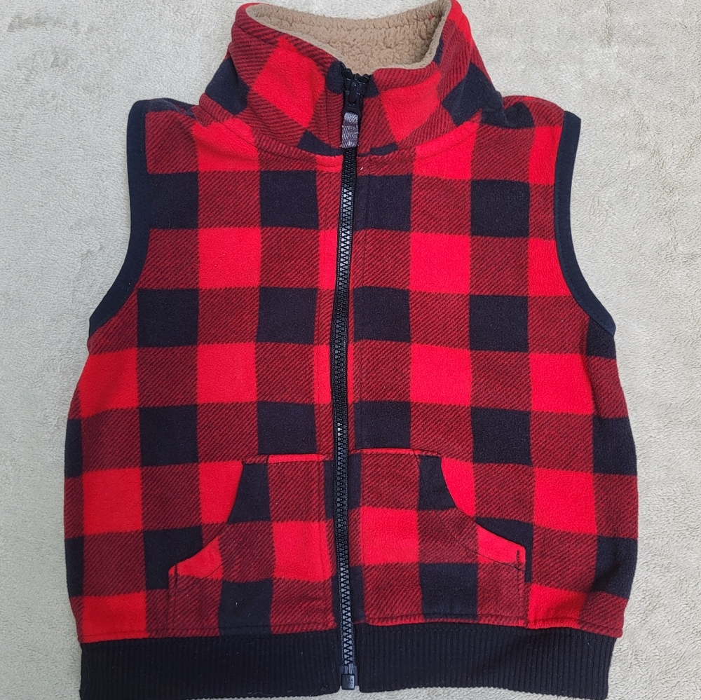 🚨3/$10 Buffalo Plaid Fleece Vest